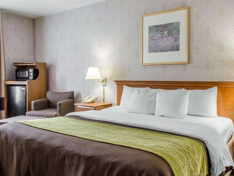 Comfort Inn Хънтингдън Екстериор снимка
