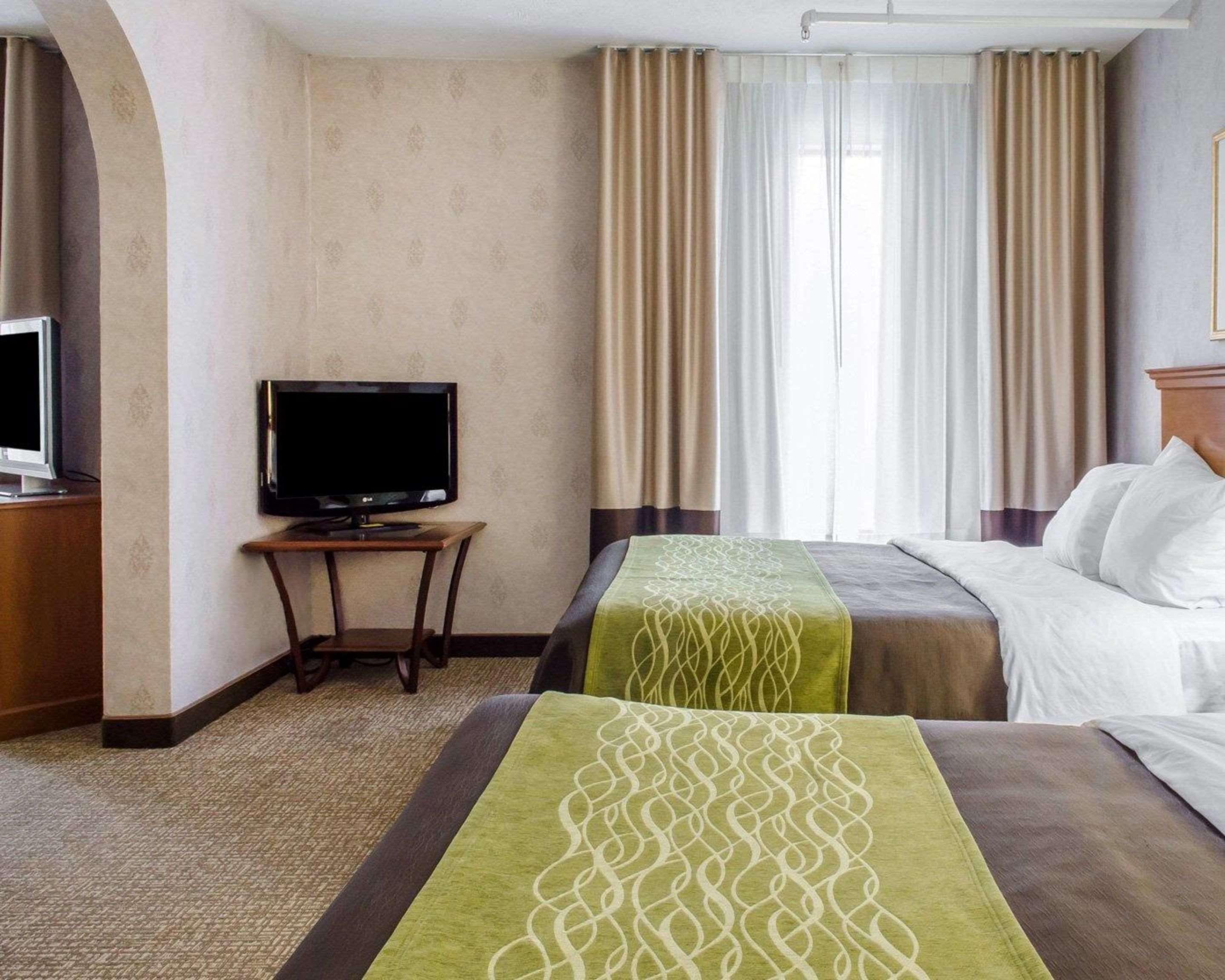 Comfort Inn Хънтингдън Екстериор снимка