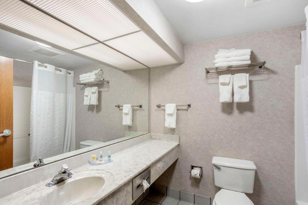 Comfort Inn Хънтингдън Екстериор снимка
